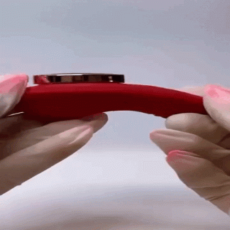 ESTIMULADOR DE CLÍTORIS COLOCADO EN LA BRAGUITA CON APP